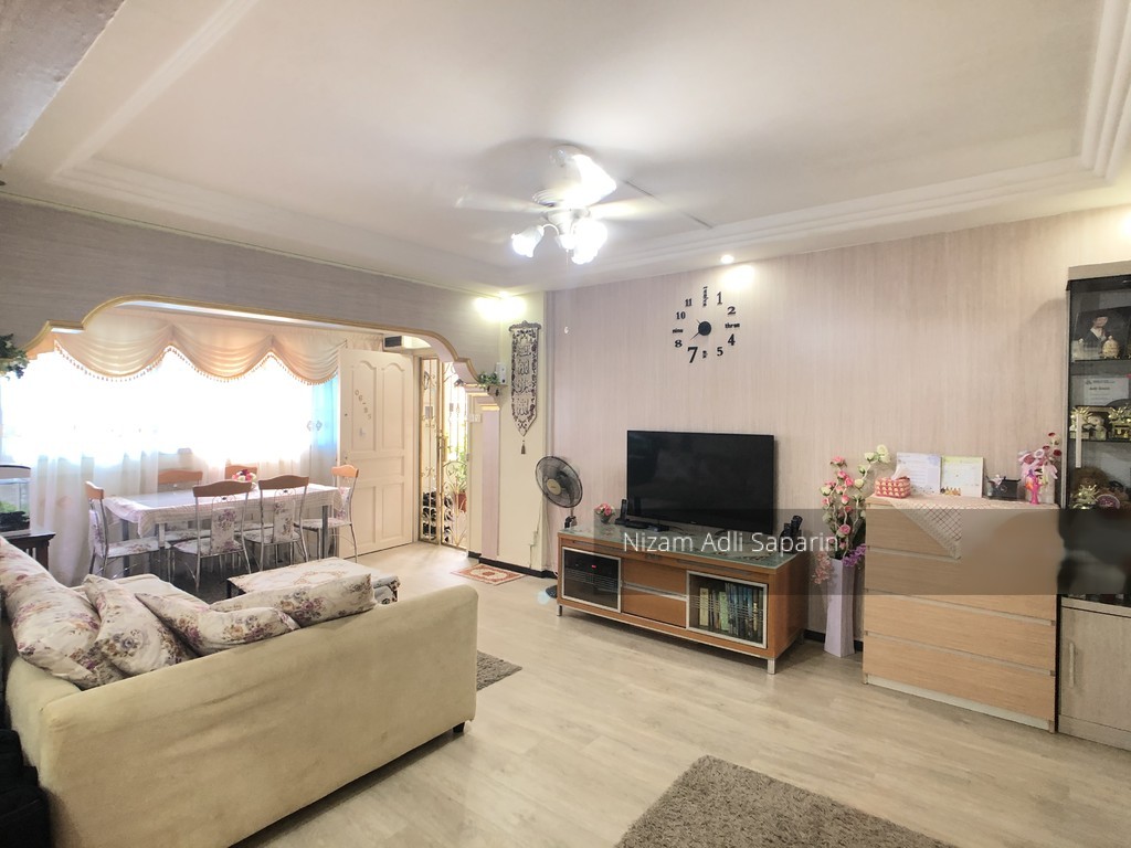 Tampines Street 84 thumbnail photo